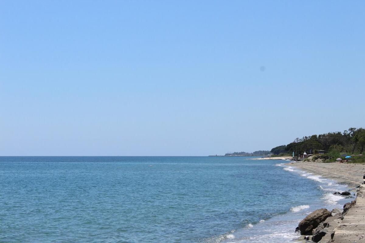 Bord de mer, pieds dans l'eau, vue panoramique Βίλα San-Nicolao Εξωτερικό φωτογραφία